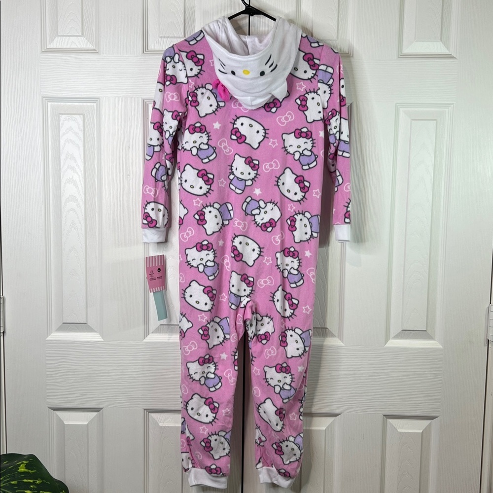 Sanrio Hello Kitty Pink and White Hooded Onesie Size M (7/8) - Picture 2 of 8
